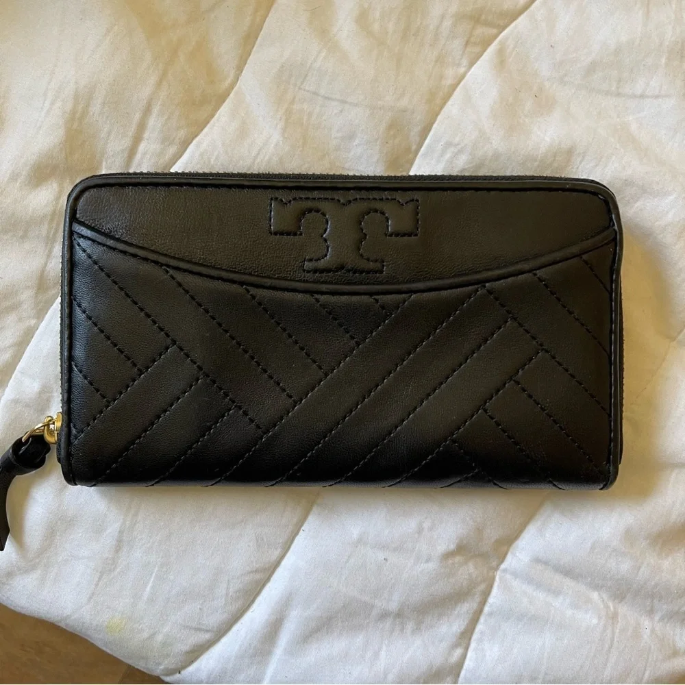 Tory Burch Alexa Zip continental wallet